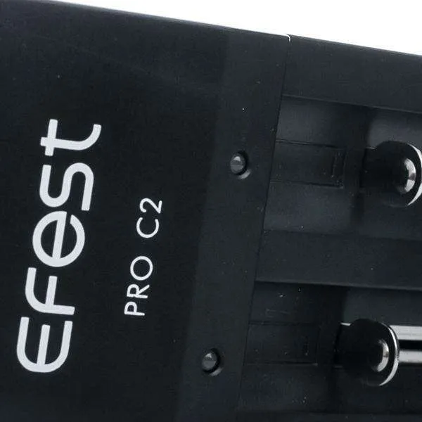 Efest PRO C Battery Charger - Image 12